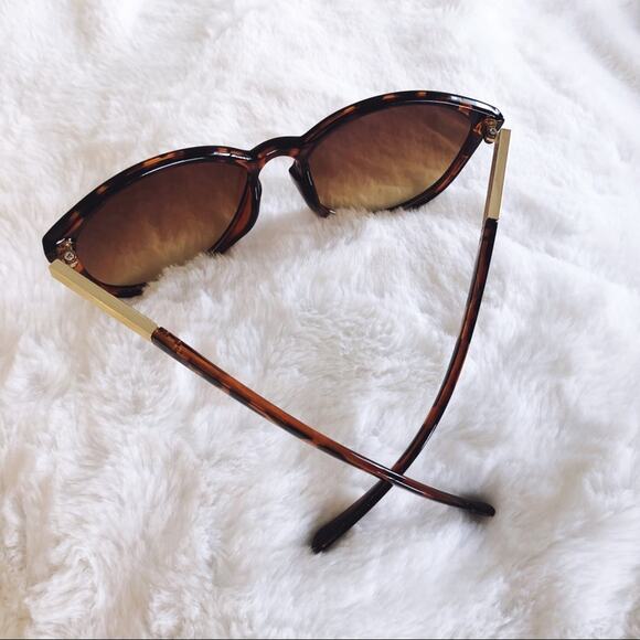 Celia Tortoise Brown Cat Eye Full Rim Sunglasses - Picture 8 of 9